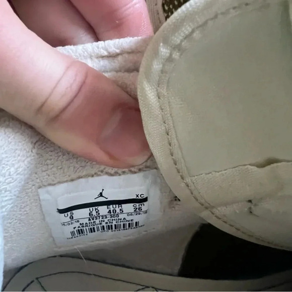 Nike Air Jordan 1 Zip High Utility Women Shoes Olive Black Volt Sz 10 AV3723-300 - Picture 8 of 8